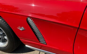 Chevrolet-Corvette-1962-Convertible-7