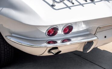 Chevrolet-Corvette-1963-10