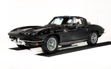 Chevrolet-Corvette-1963-Tuxedo-Black-Saddle-Tan-21