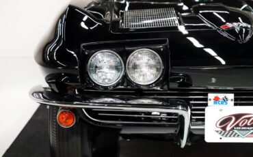 Chevrolet-Corvette-1963-Tuxedo-Black-Saddle-Tan-43