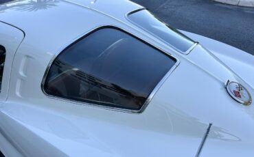 Chevrolet-Corvette-1963-coupe-36