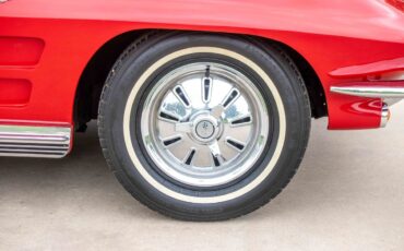 Chevrolet-Corvette-1964-12