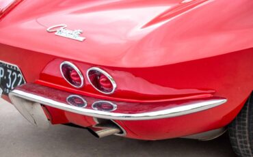 Chevrolet-Corvette-1964-16