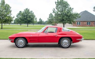 Chevrolet-Corvette-1964-2