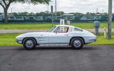 Chevrolet-Corvette-1964-2d-2-Door-Hard-TOP-1