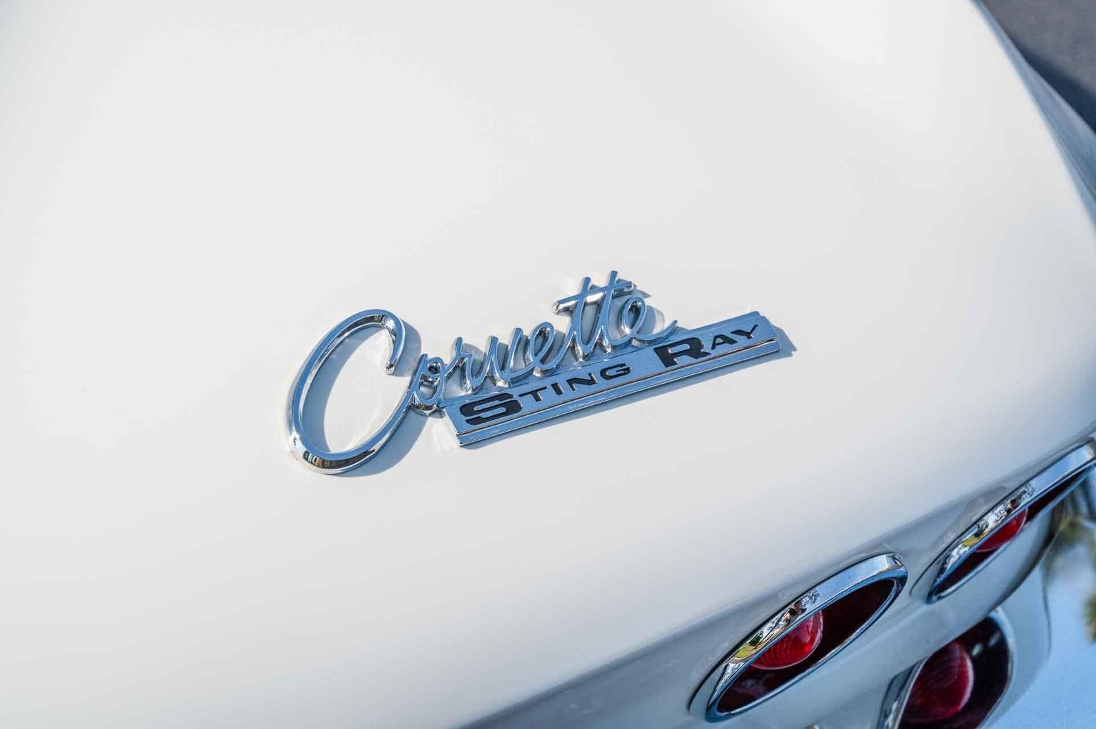 Chevrolet-Corvette-1964-2d-2-Door-Hard-TOP-19