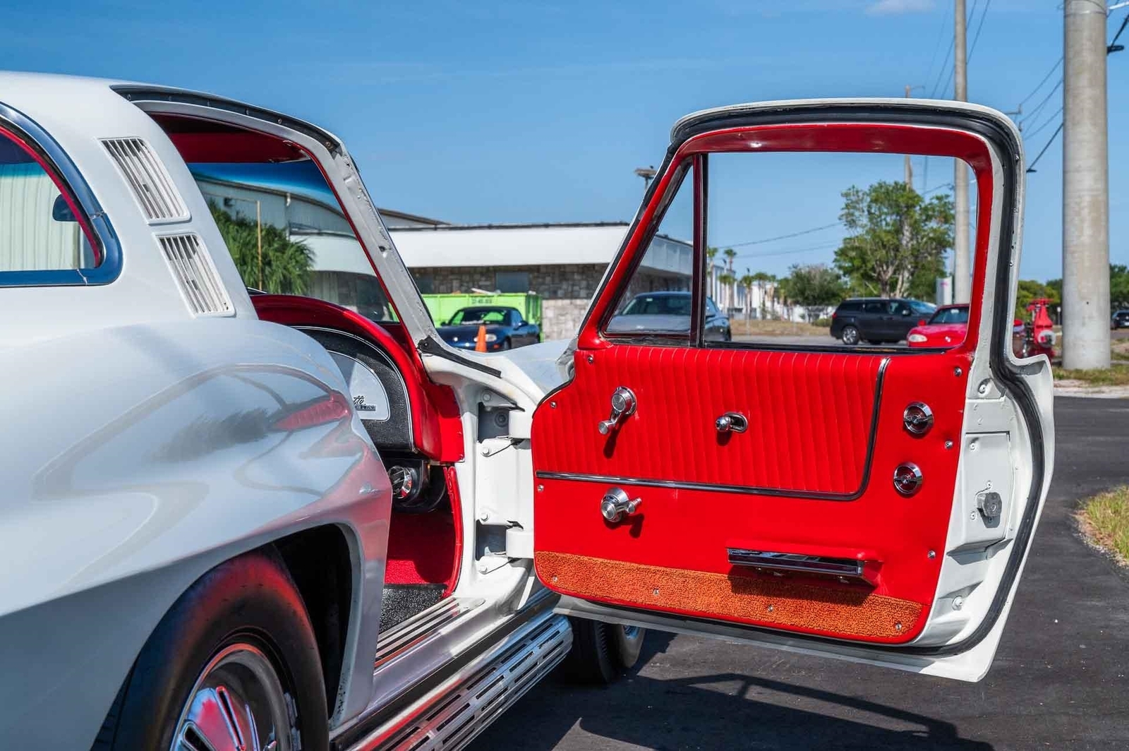 Chevrolet-Corvette-1964-2d-2-Door-Hard-TOP-25