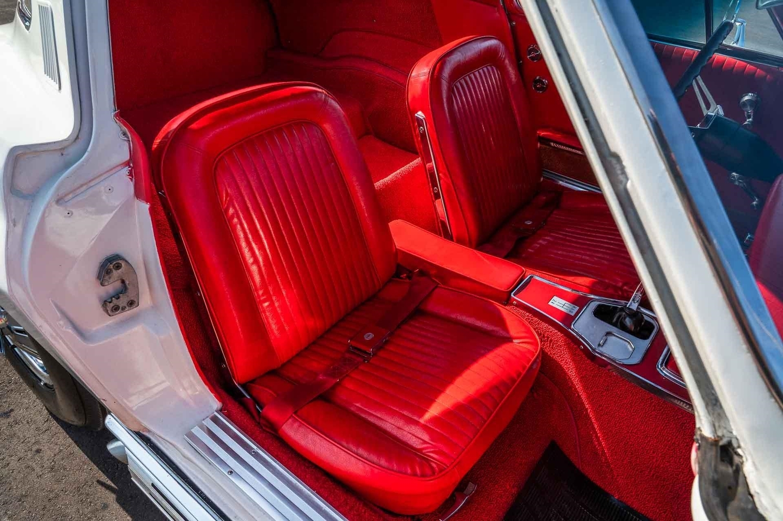Chevrolet-Corvette-1964-2d-2-Door-Hard-TOP-28
