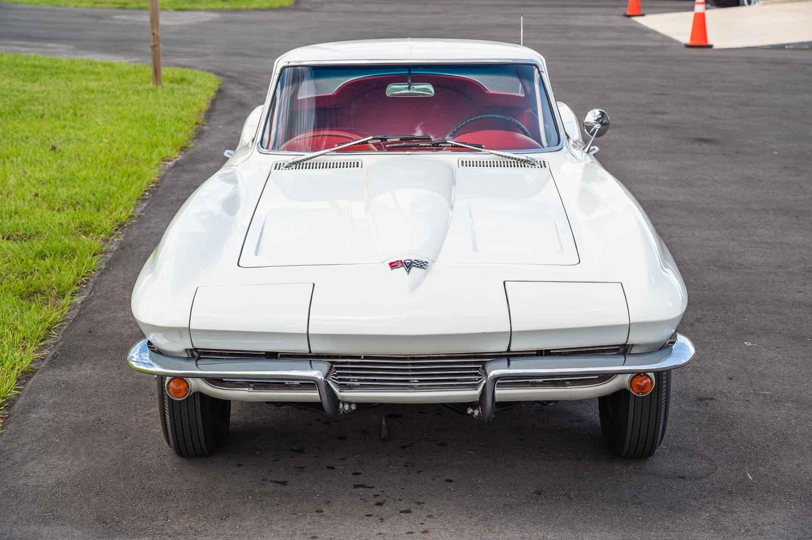 Chevrolet-Corvette-1964-2d-2-Door-Hard-TOP-9