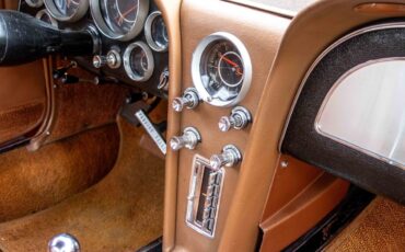 Chevrolet-Corvette-1964-33
