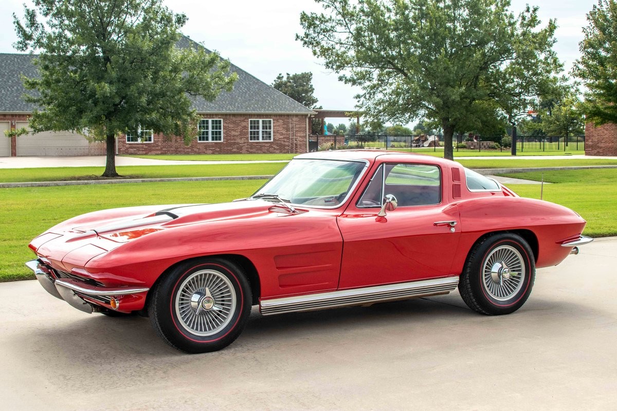 Chevrolet Corvette 1964 --