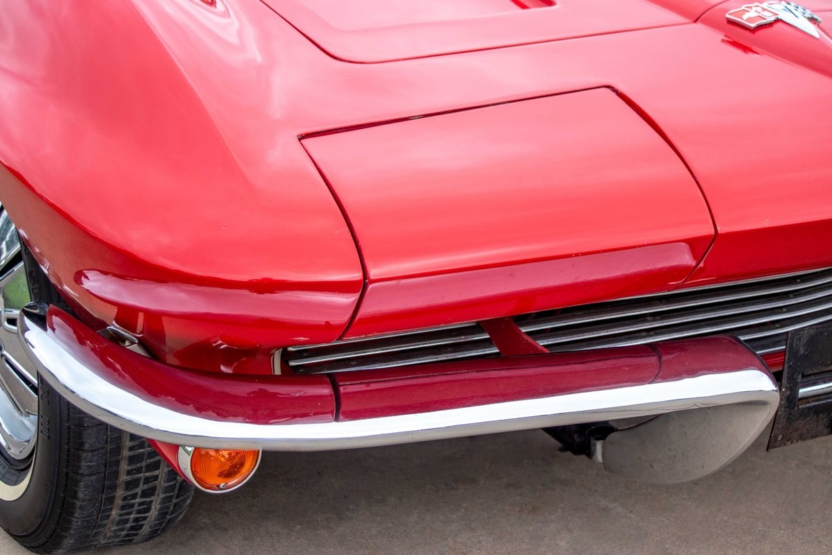 Chevrolet-Corvette-1964-5