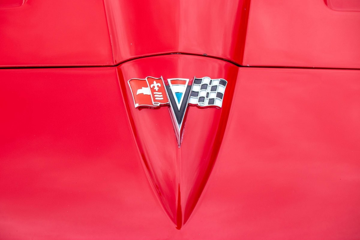 Chevrolet-Corvette-1964-7