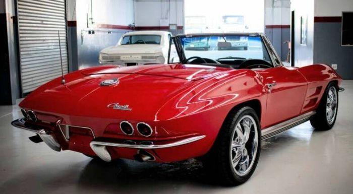 Chevrolet-Corvette-1964-9