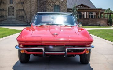 Chevrolet-Corvette-1964-Convertible-1