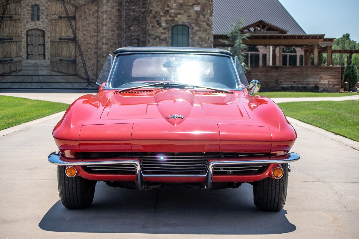 Chevrolet-Corvette-1964-Convertible-1