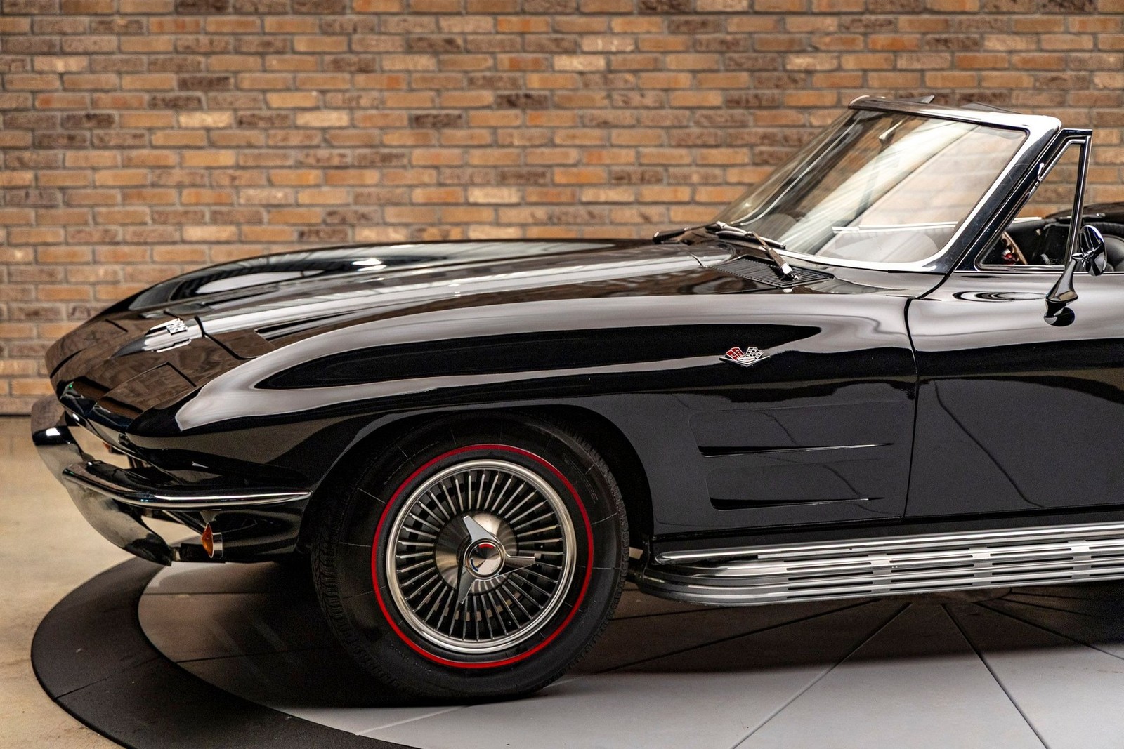 Chevrolet-Corvette-1964-Convertible-10