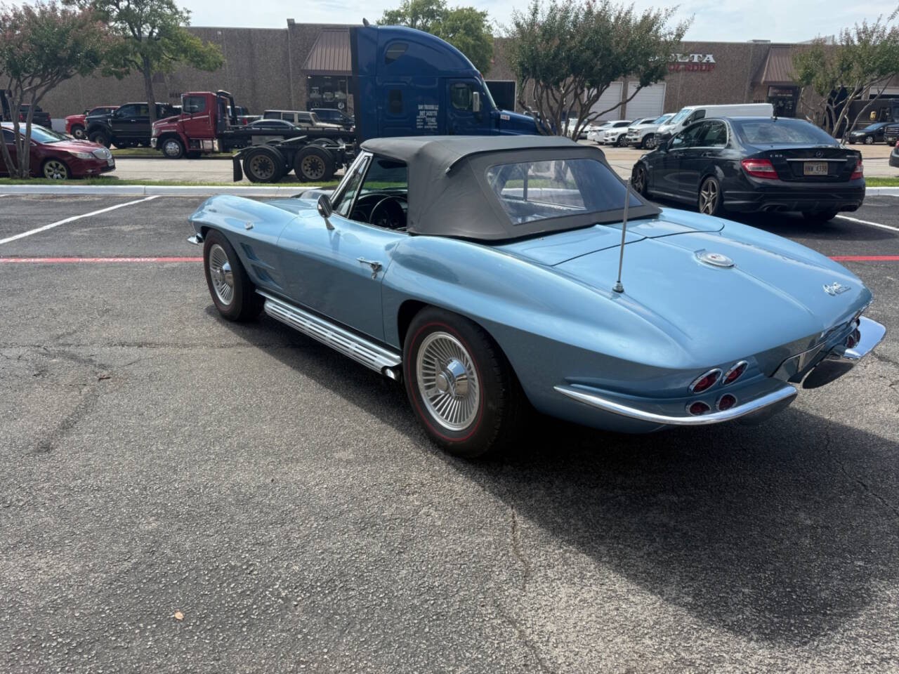 Chevrolet-Corvette-1964-Convertible-14