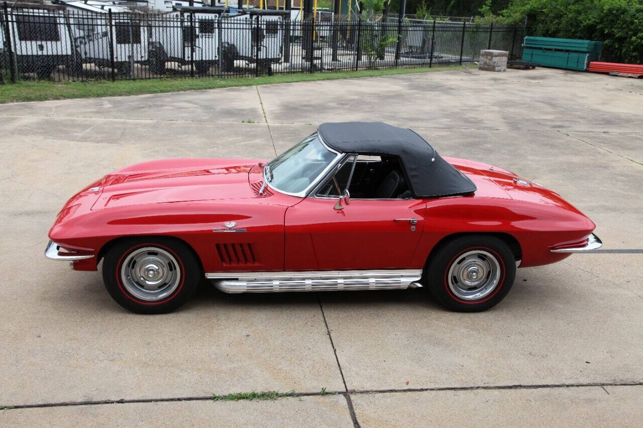 Chevrolet-Corvette-1964-Convertible-16