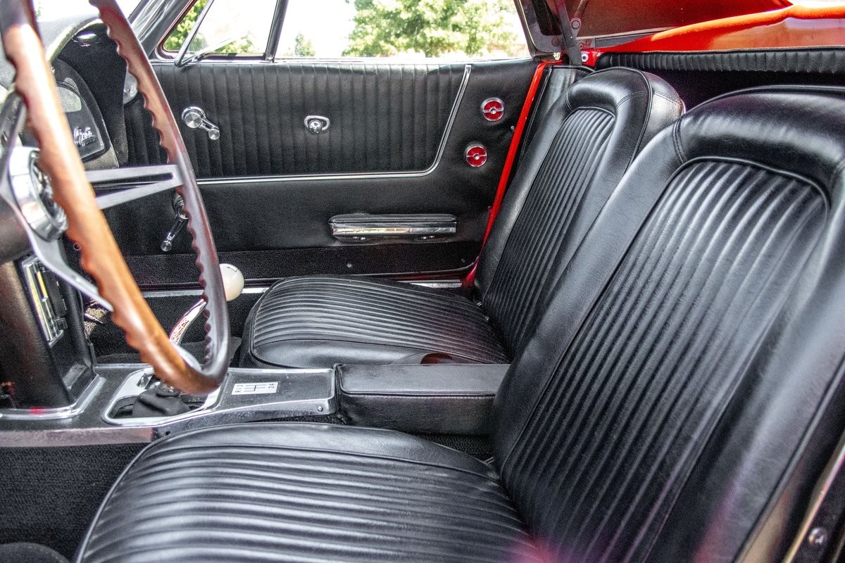 Chevrolet-Corvette-1964-Convertible-18