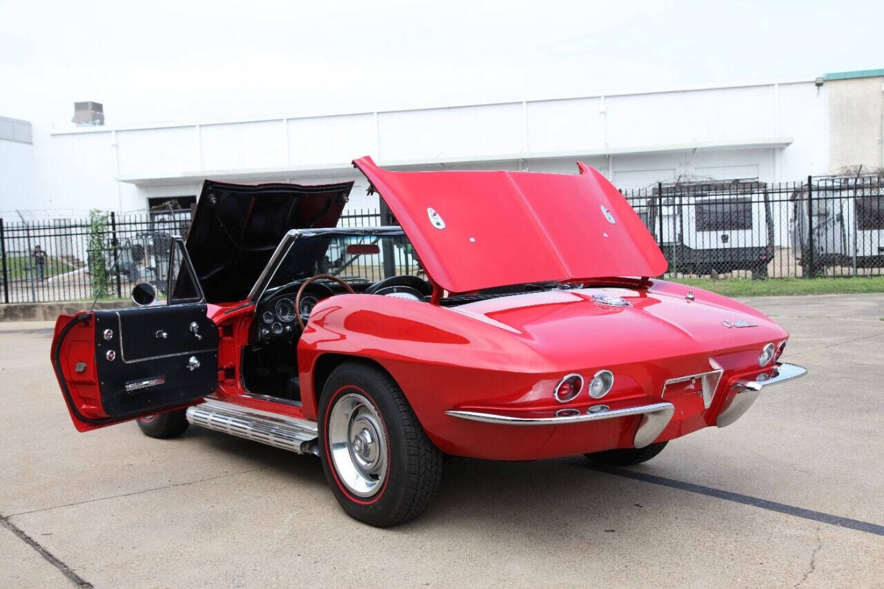 Chevrolet-Corvette-1964-Convertible-18