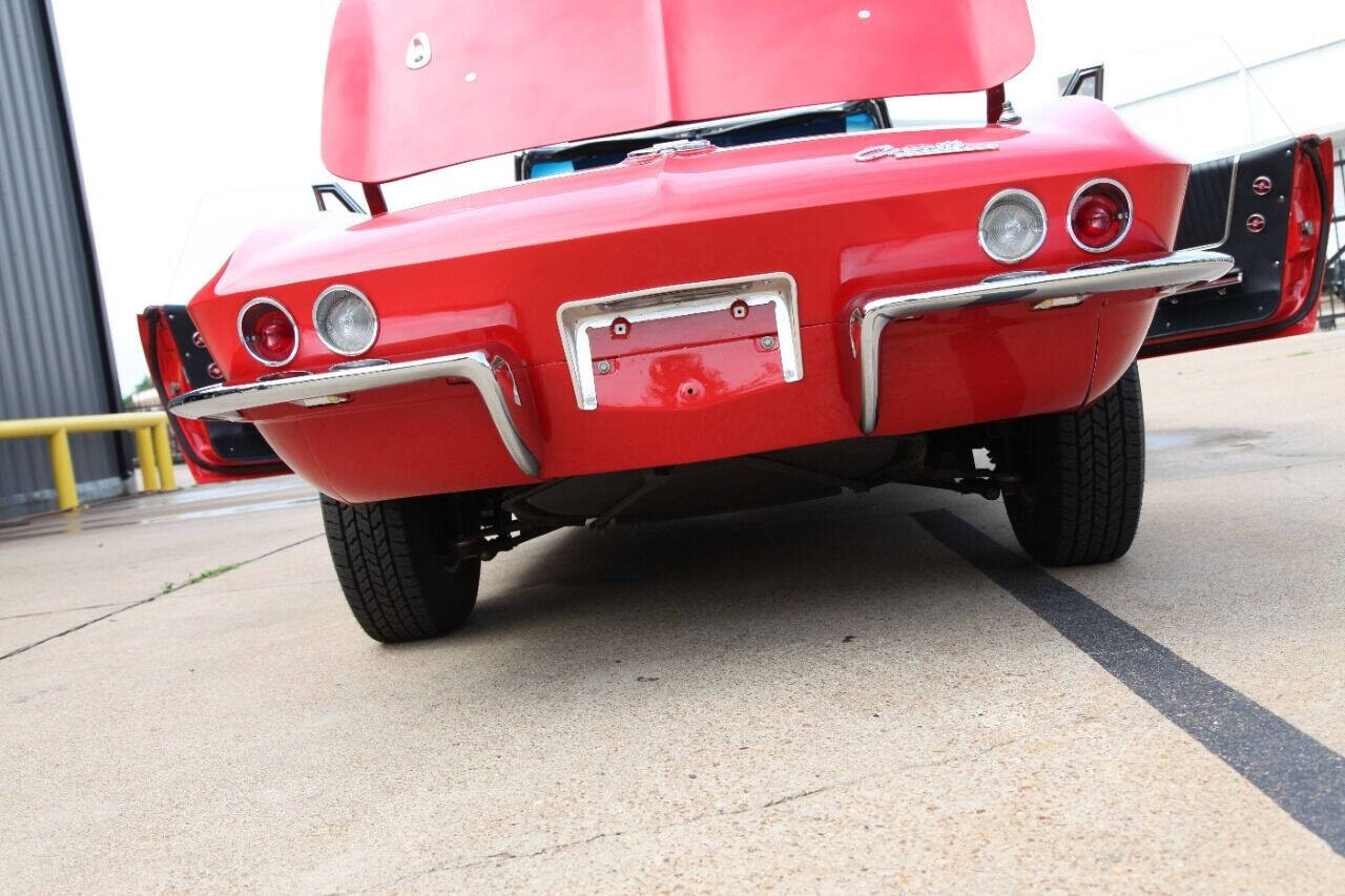 Chevrolet-Corvette-1964-Convertible-19