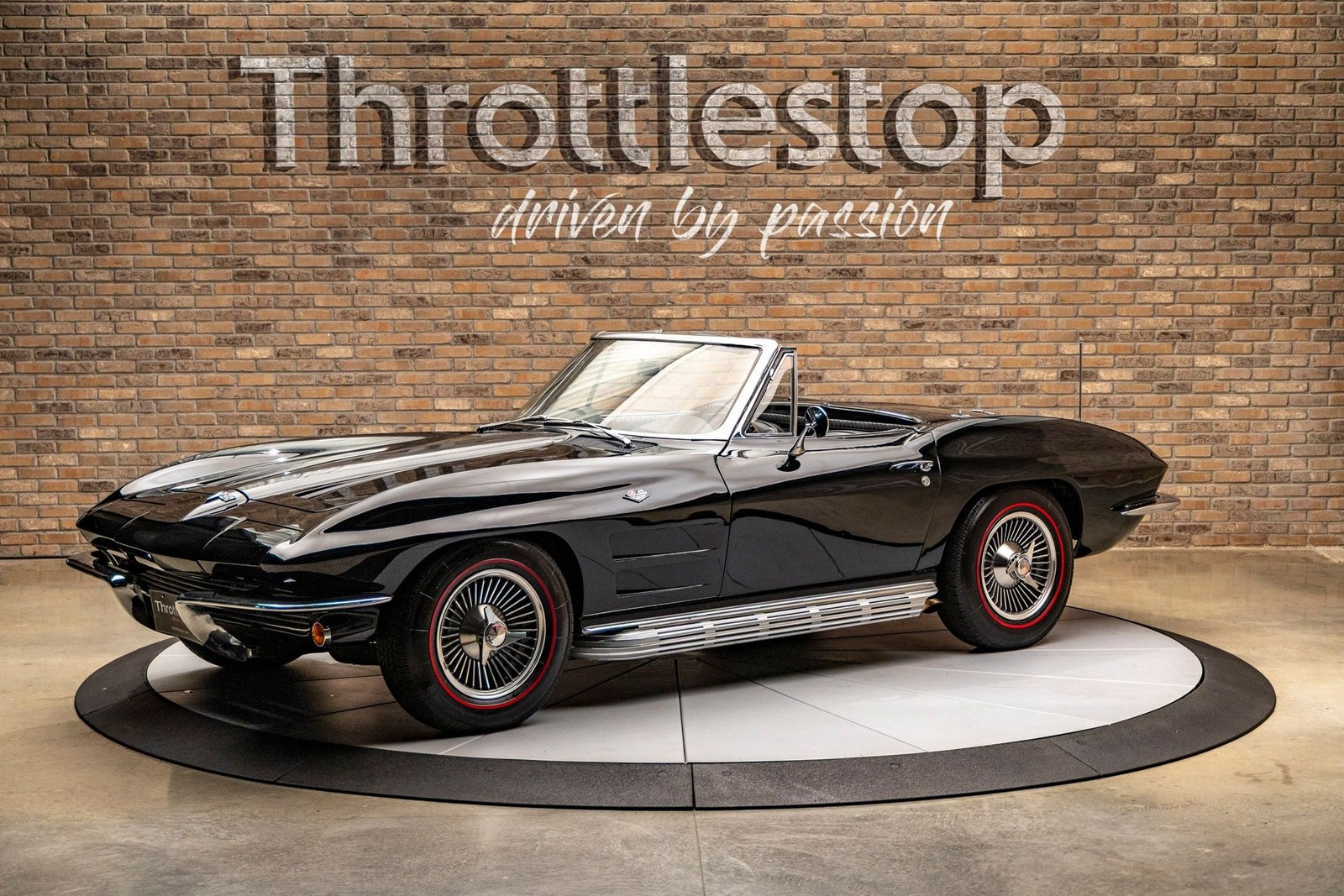 Chevrolet-Corvette-1964-Convertible-2