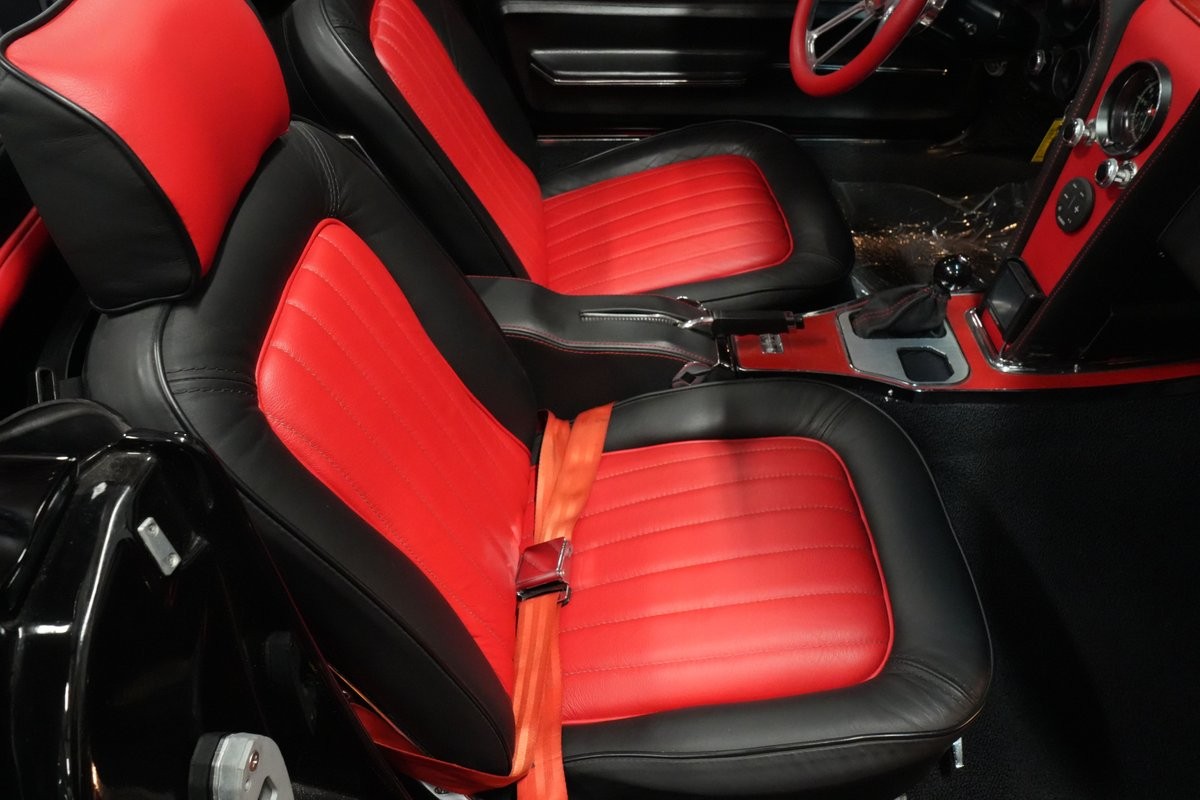 Chevrolet-Corvette-1964-Convertible-22