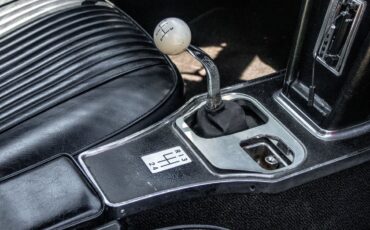 Chevrolet-Corvette-1964-Convertible-26