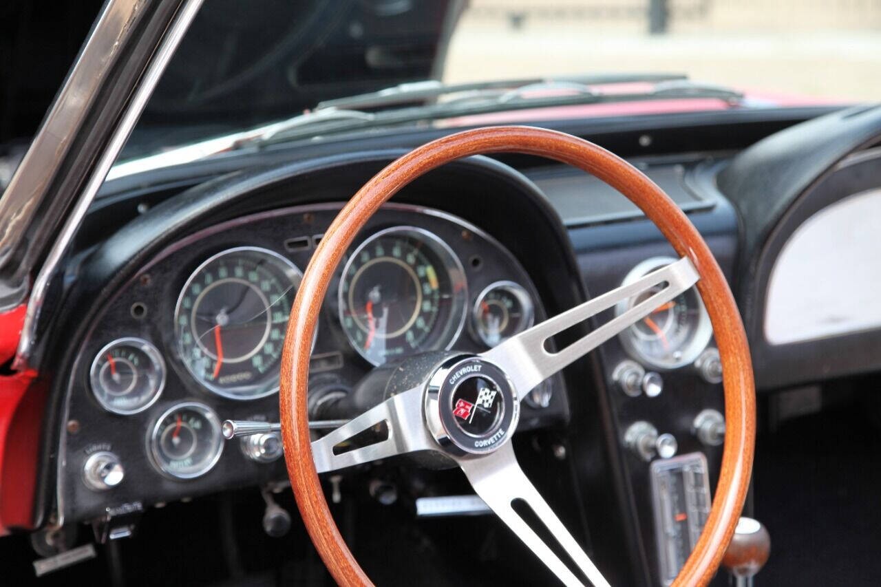 Chevrolet-Corvette-1964-Convertible-27