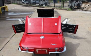 Chevrolet-Corvette-1964-Convertible-33