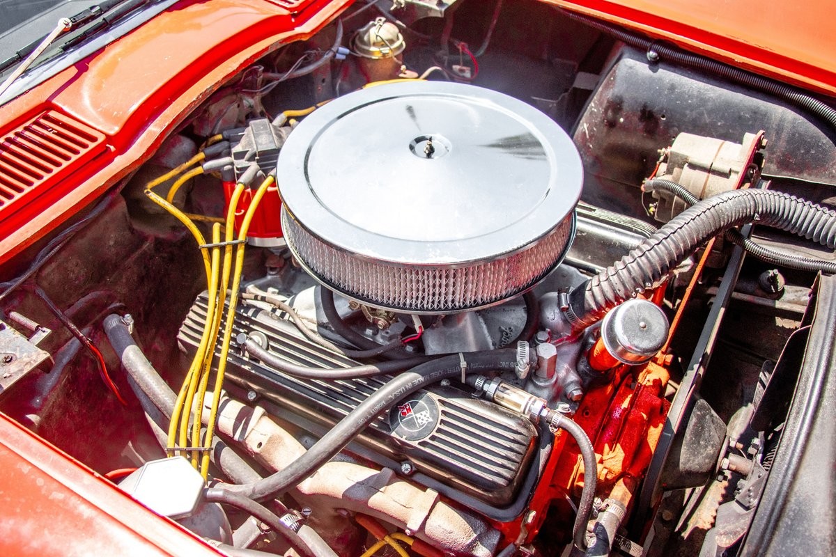 Chevrolet-Corvette-1964-Convertible-34