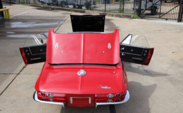 Chevrolet-Corvette-1964-Convertible-34
