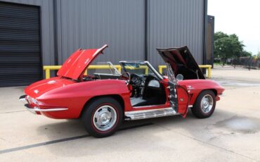 Chevrolet-Corvette-1964-Convertible-39