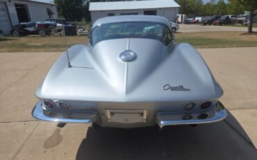 Chevrolet-Corvette-1964-Coupe-12