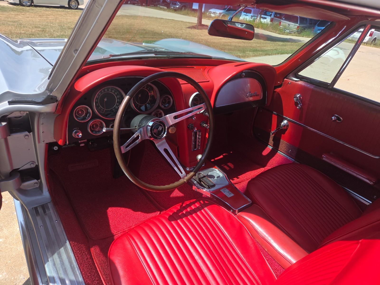 Chevrolet-Corvette-1964-Coupe-18