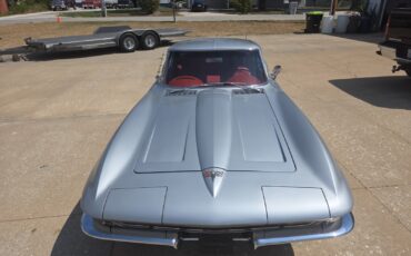 Chevrolet-Corvette-1964-Coupe-4