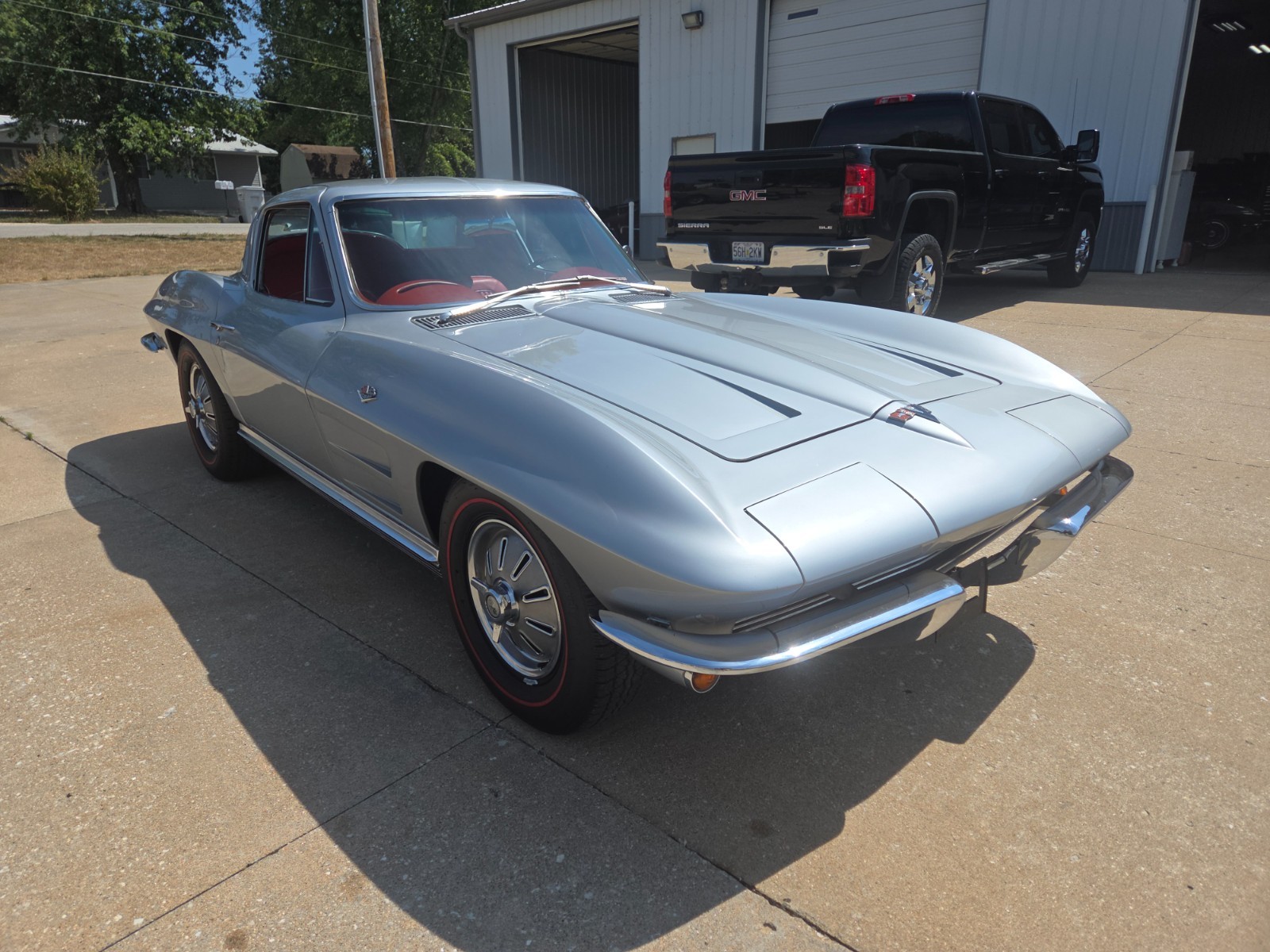 Chevrolet-Corvette-1964-Coupe-5