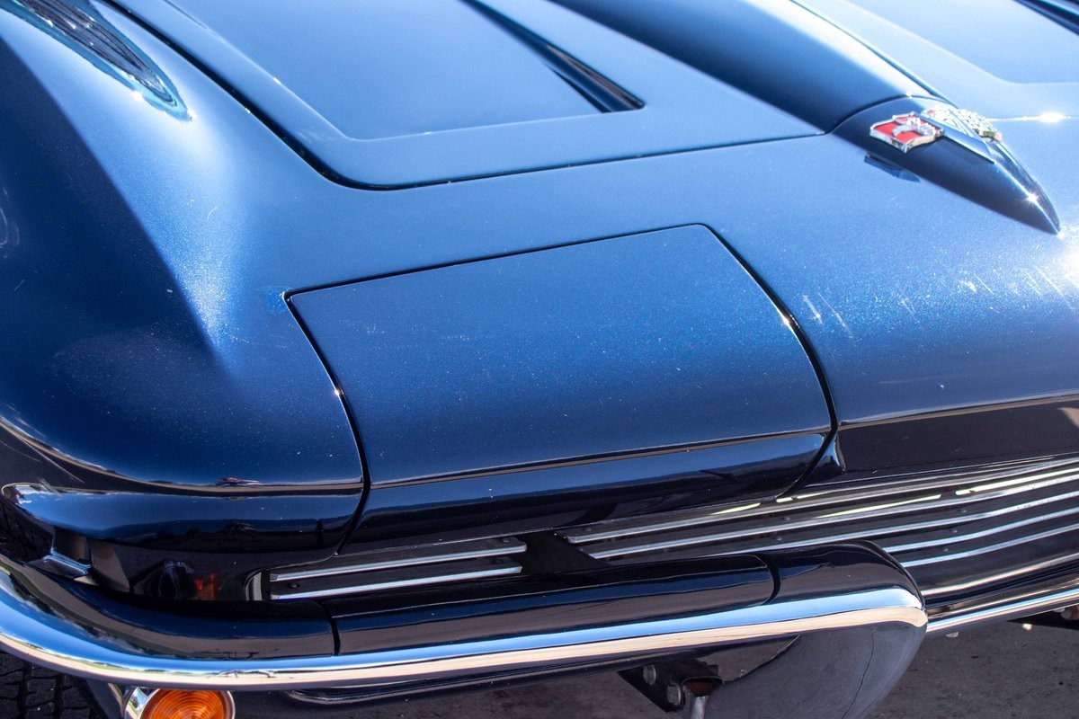Chevrolet-Corvette-1964-Coupe-6
