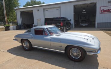 Chevrolet-Corvette-1964-Coupe-7