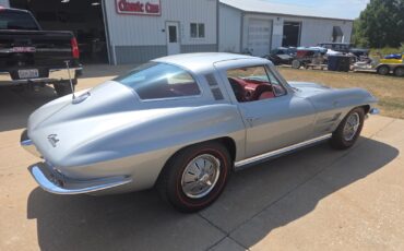 Chevrolet-Corvette-1964-Coupe-9