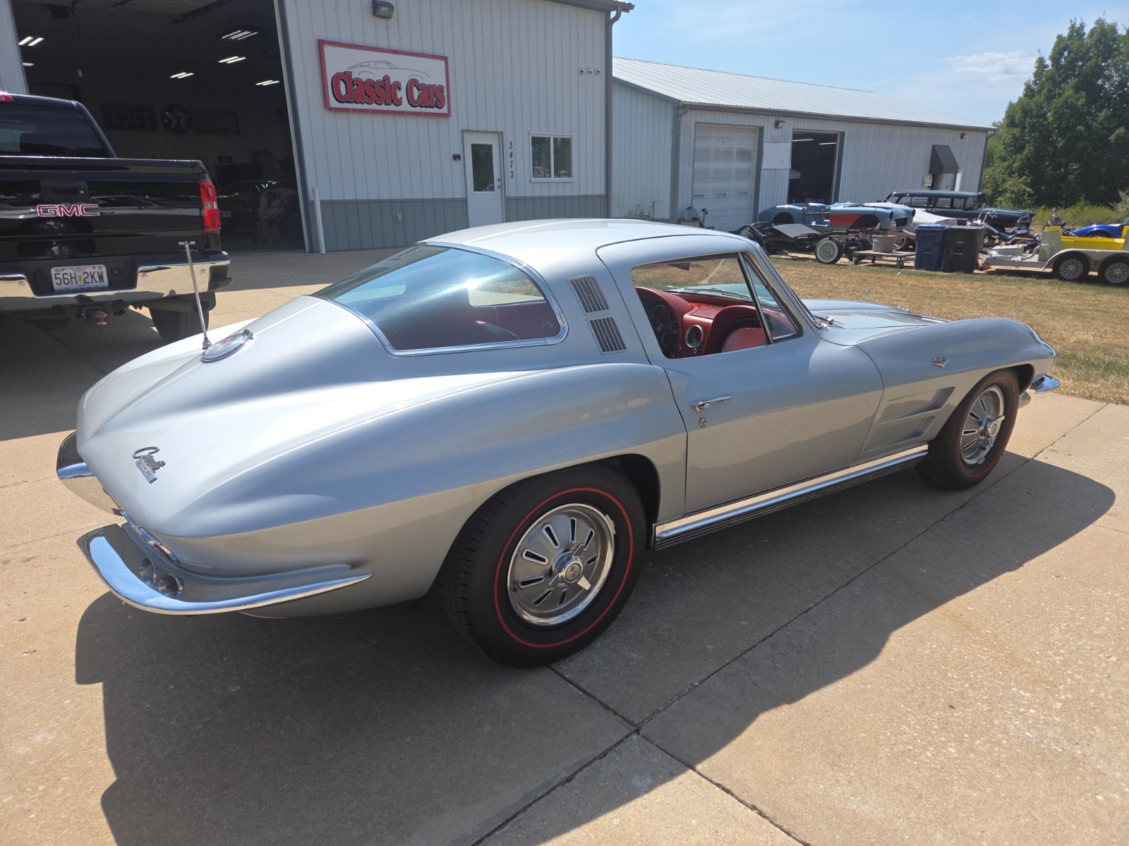 Chevrolet-Corvette-1964-Coupe-9