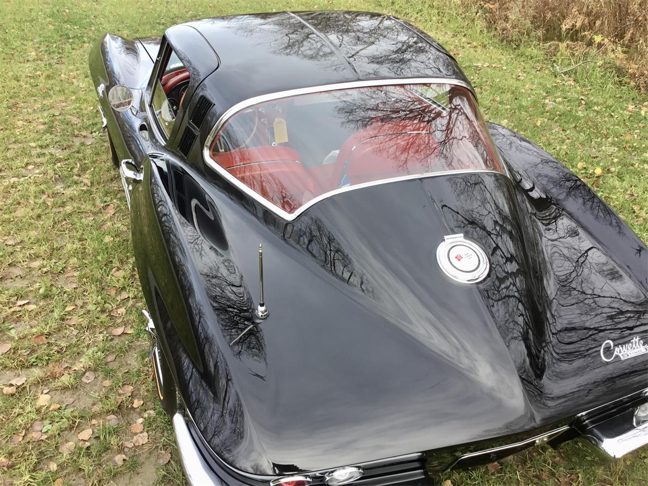 Chevrolet-Corvette-1965-Black-Red-14