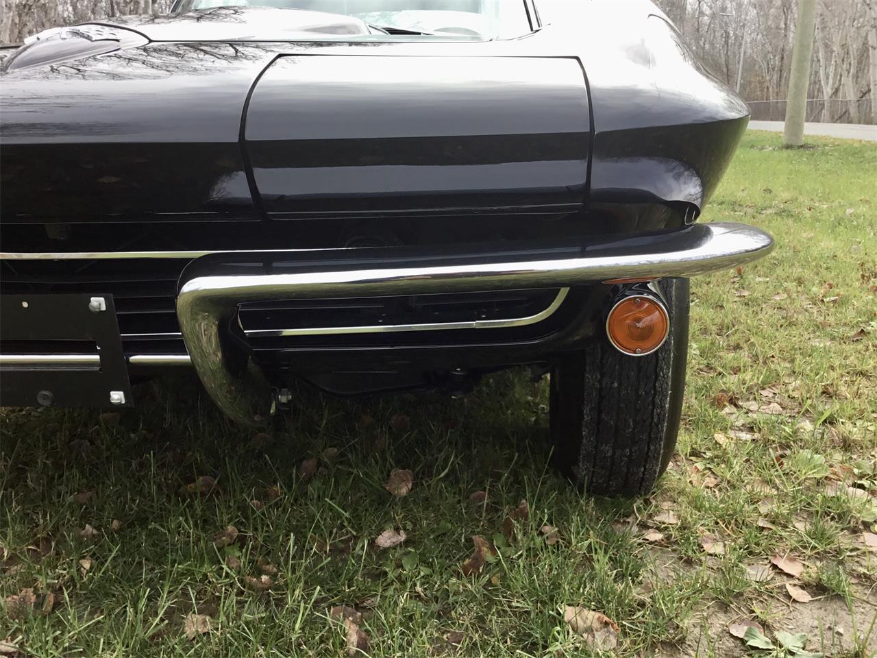 Chevrolet-Corvette-1965-Black-Red-6