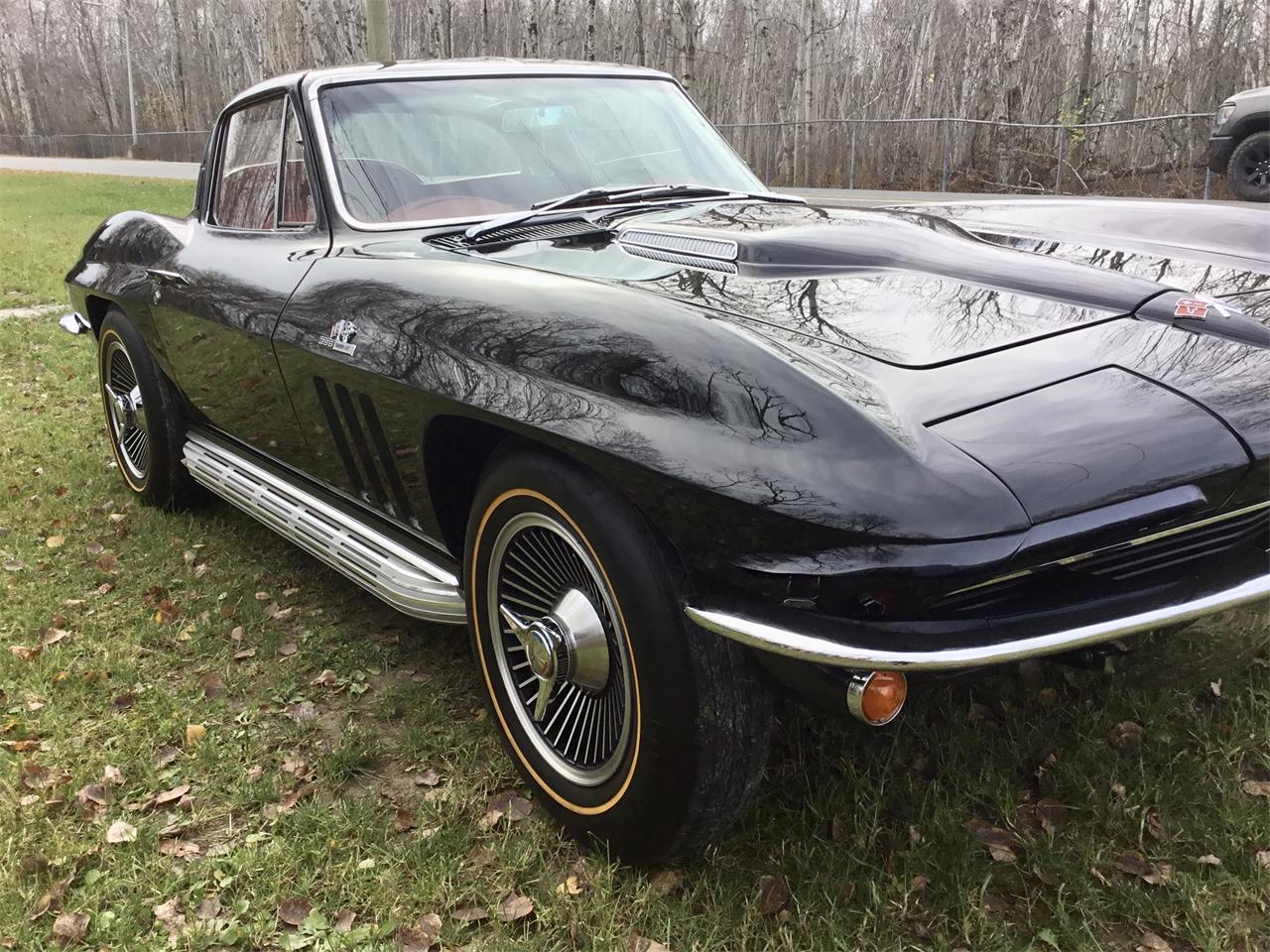 Chevrolet-Corvette-1965-Black-Red-62