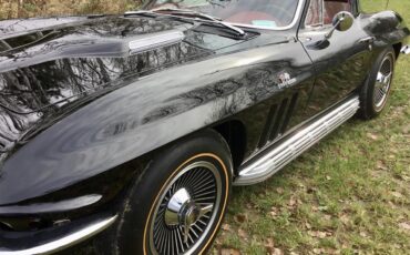 Chevrolet-Corvette-1965-Black-Red-76