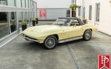 Chevrolet-Corvette-1965-Convertible-10
