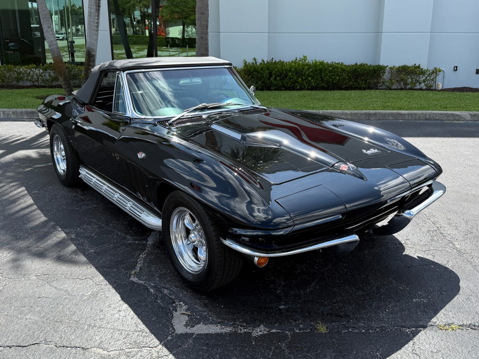 Chevrolet-Corvette-1965-Convertible-11