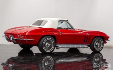 Chevrolet-Corvette-1965-Convertible-13