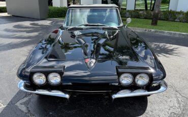 Chevrolet-Corvette-1965-Convertible-13